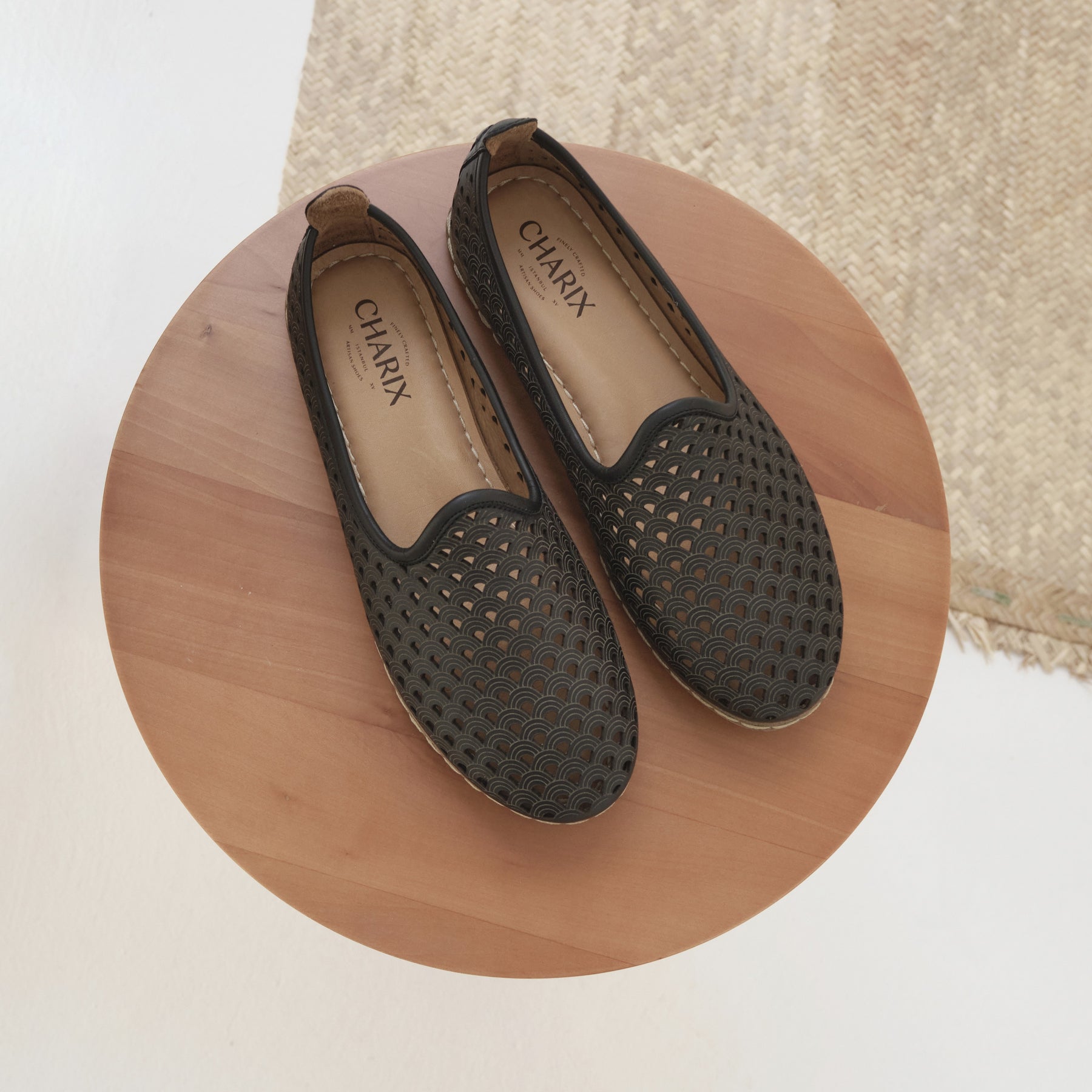 Black Breeze - Charix Shoes